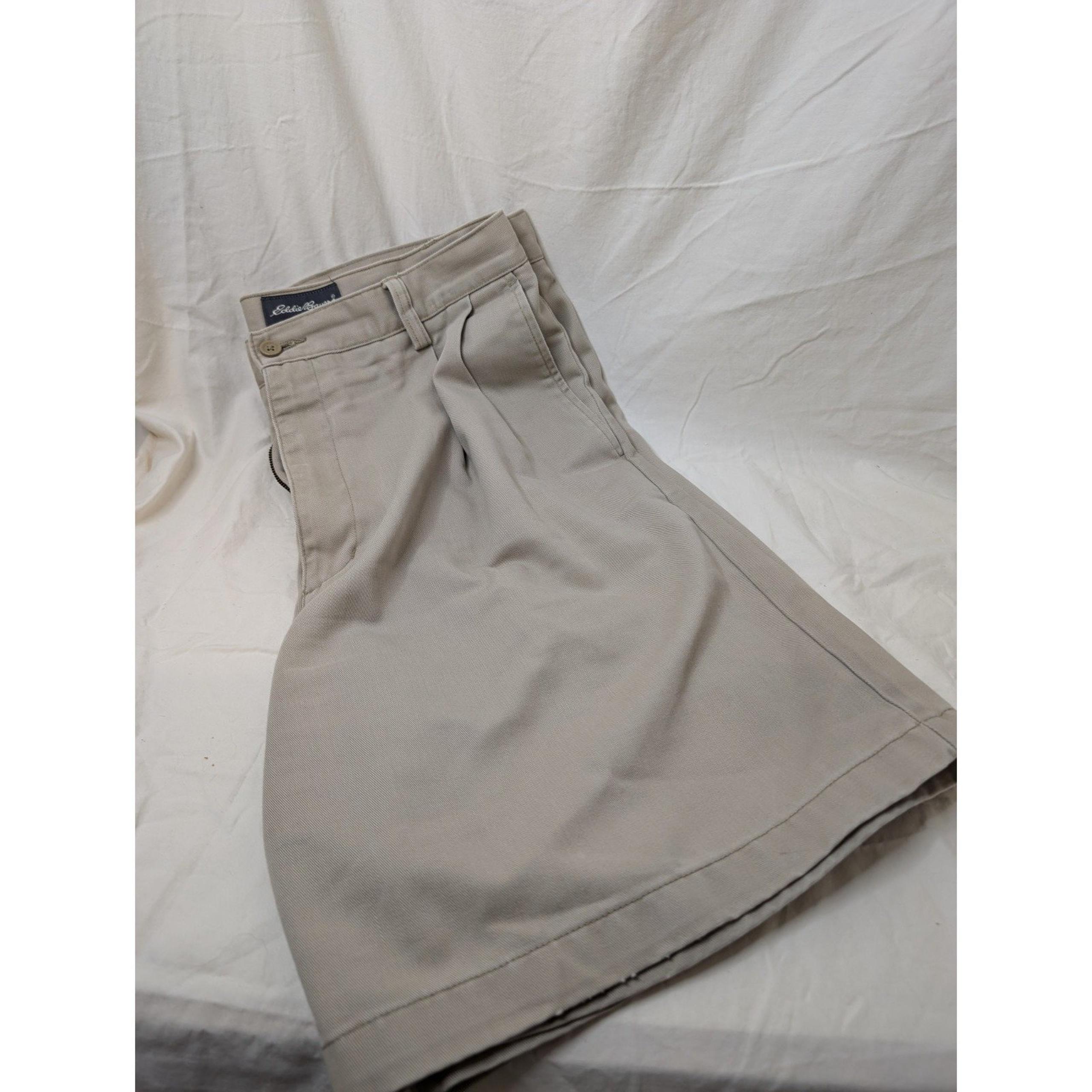 Men's Size 36 Eddie Bauer Khaki Shorts