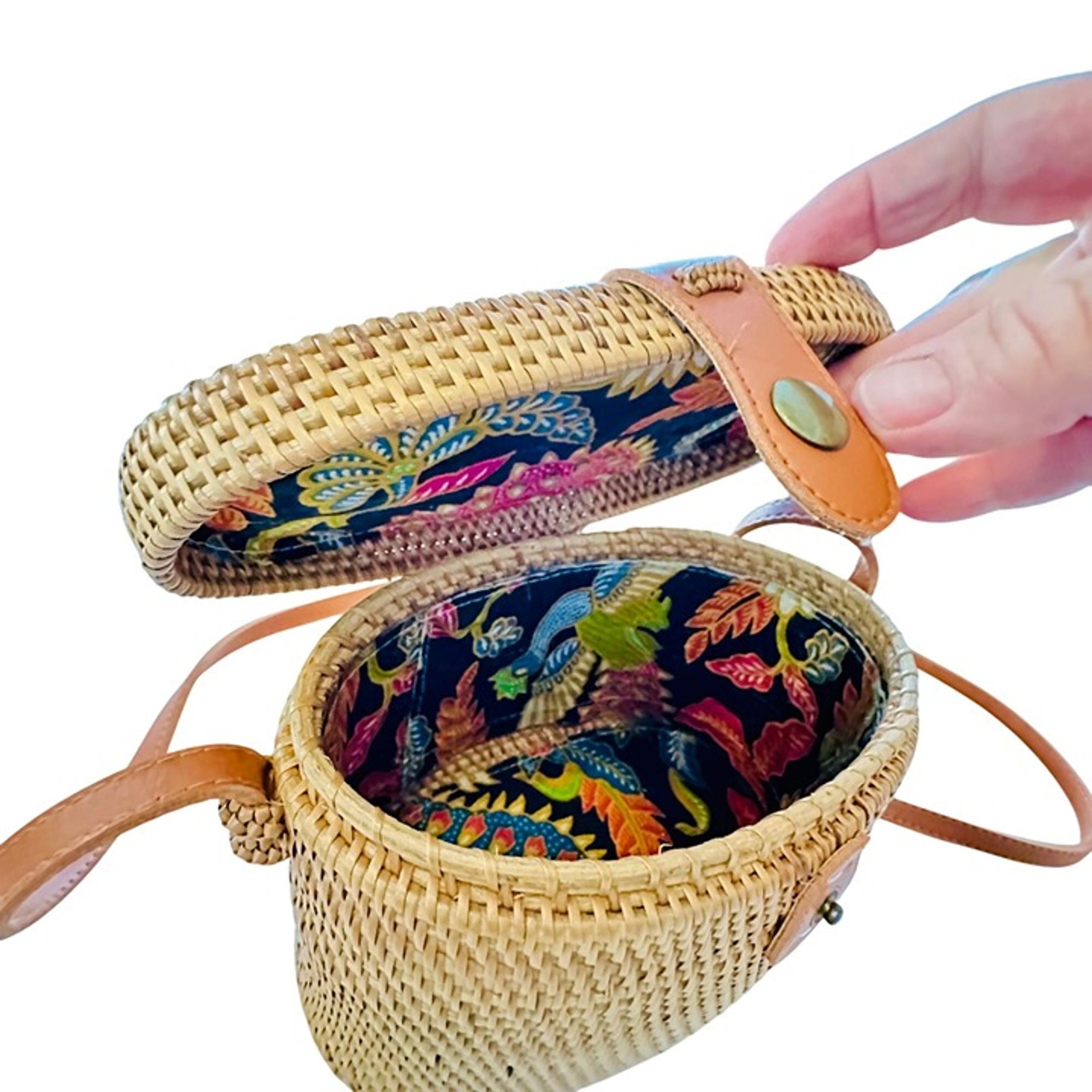 BOHO Handwoven Rattan Crossbody Bag With Colorful Batik Lining & Leather Strap