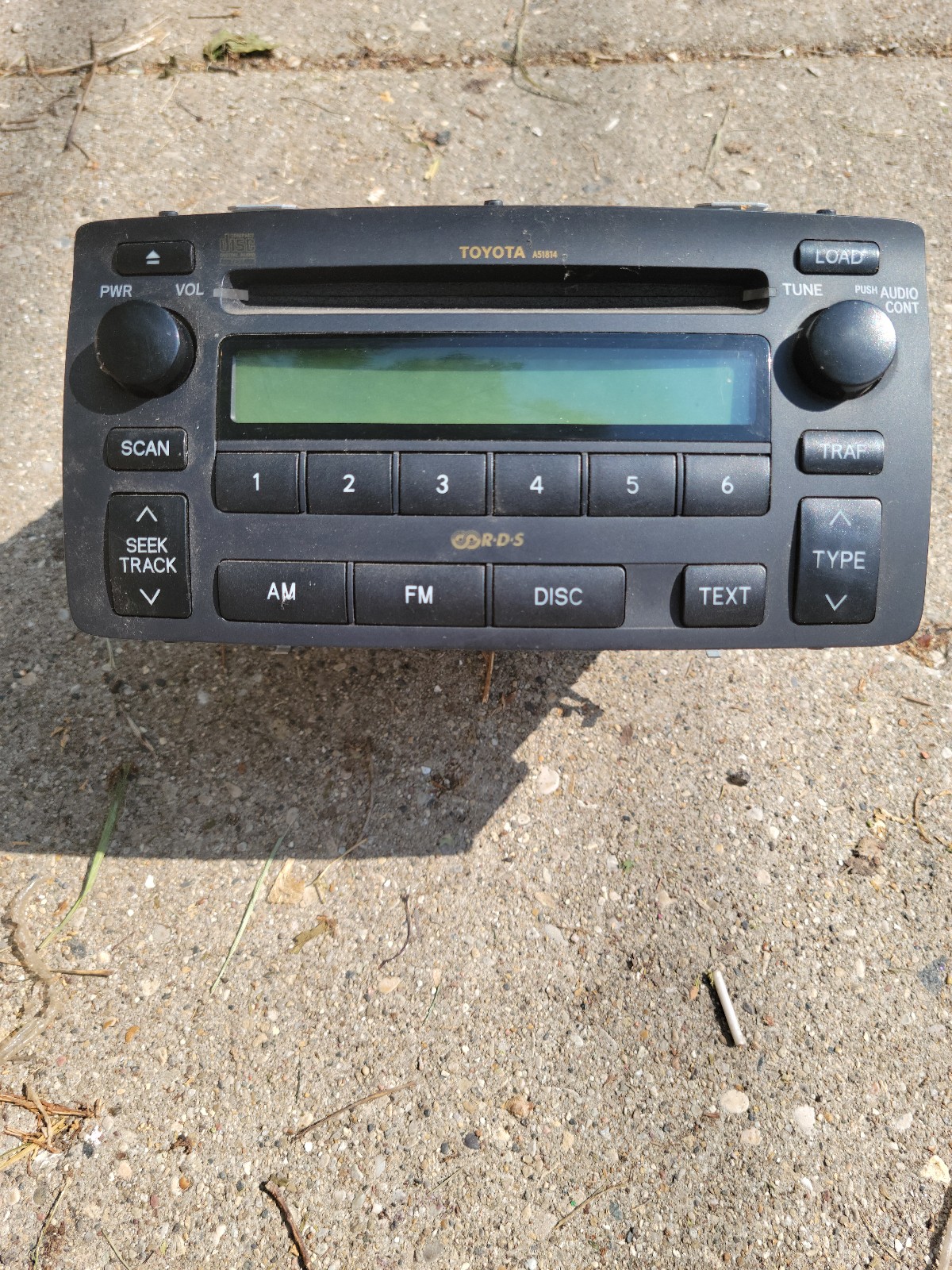 TOYOTA A51814 CAR STEREO/6 DISC CHANGER/PLAYER