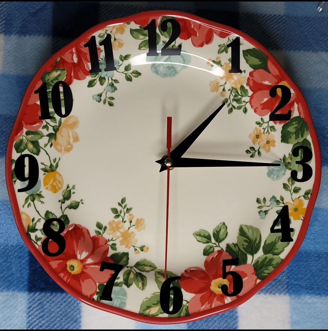 NEW PIONEER WOMAN VINTAGE FLORAL RED CUSTOM MADE CLOCK