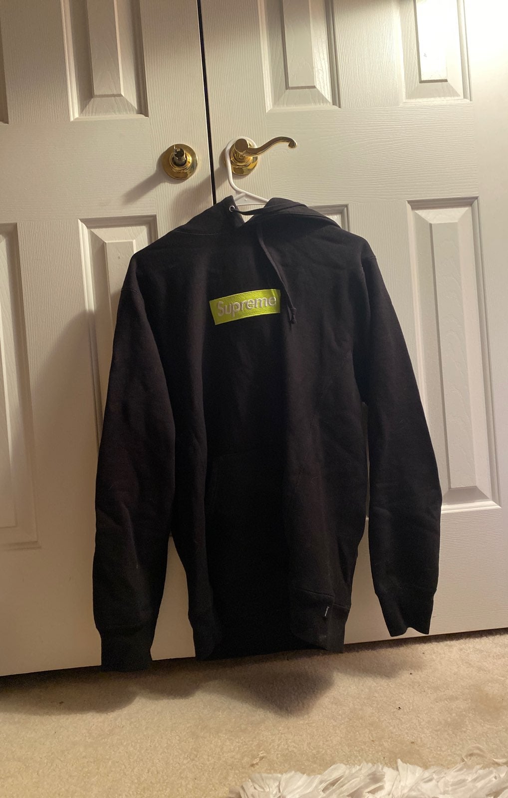 Supreme hoodie