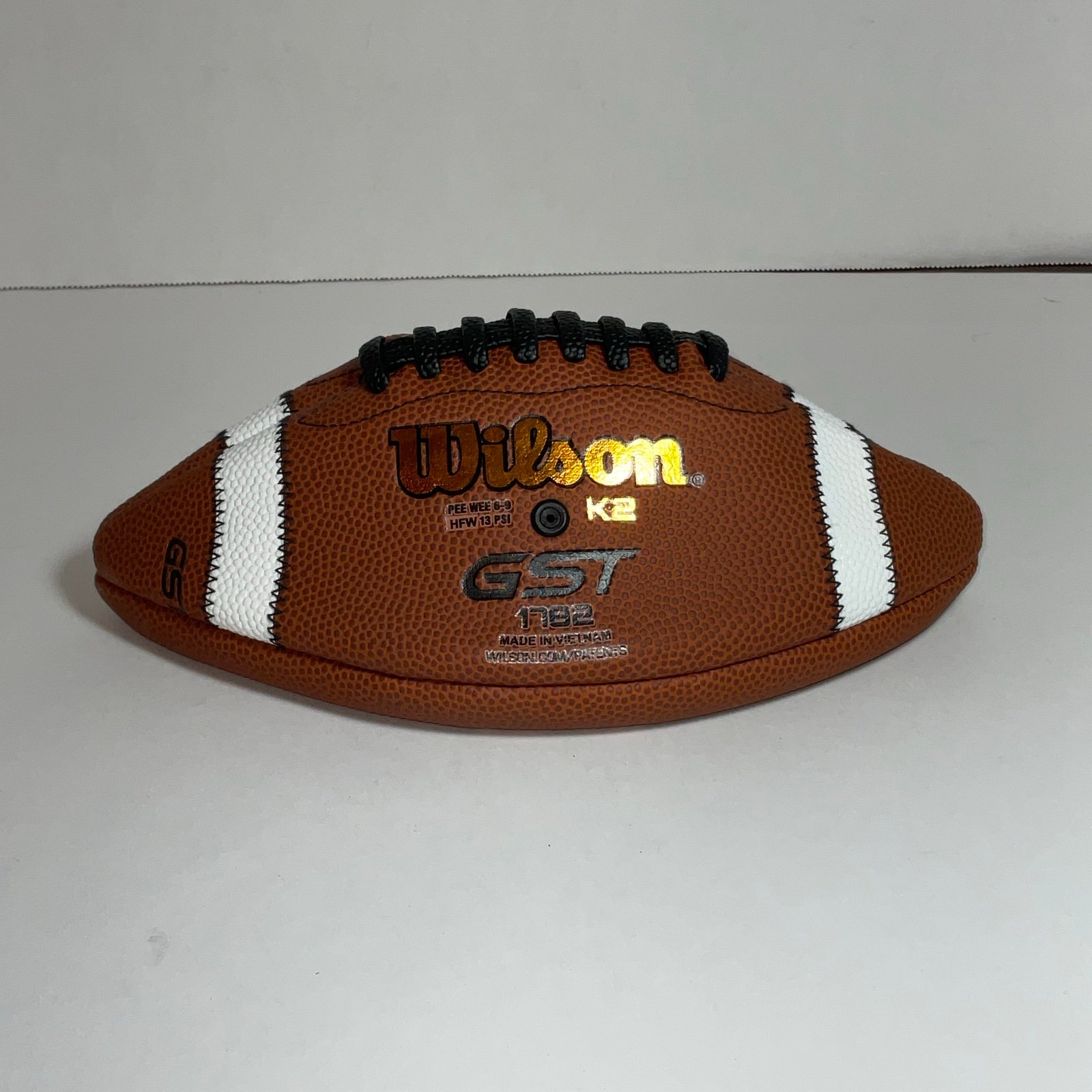 Football Wilson Peewee 6-9 HFW 13 PSI K2 GST 1782 Composite Football - New