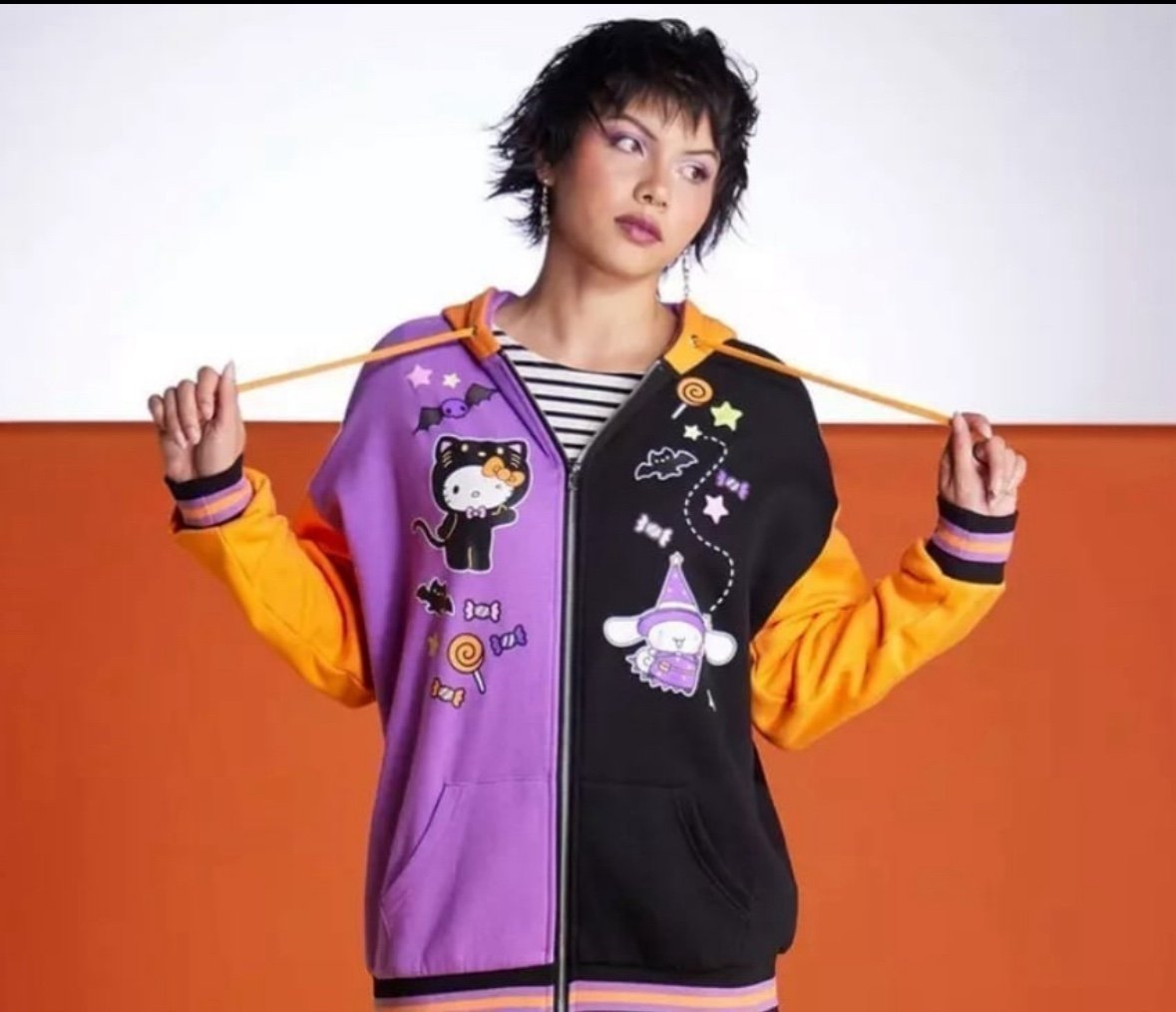 Hello Kitty And Friends Halloween Woman’s Hoodie NEW MEDIUM