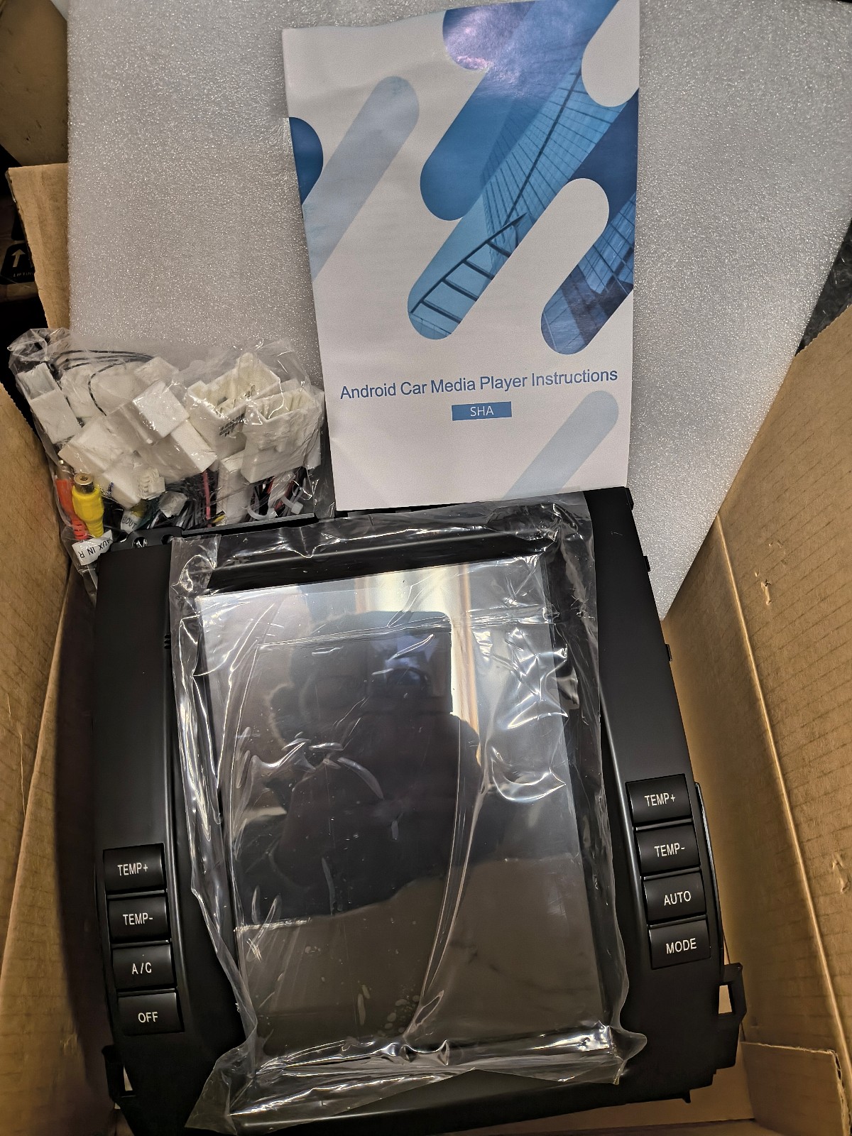 Android. Car radio touchscreen