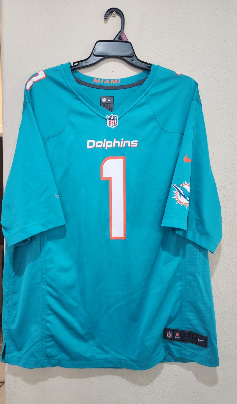 Nike Tua Tagovailoa Miami Dolphins NFL Football Jersey unisex adult Size 3XLarge