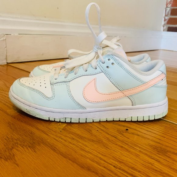 Women's Nike Dunk Low 'Crimson Tint' Barely Green Sneaker, Size 7 DD1503-104
