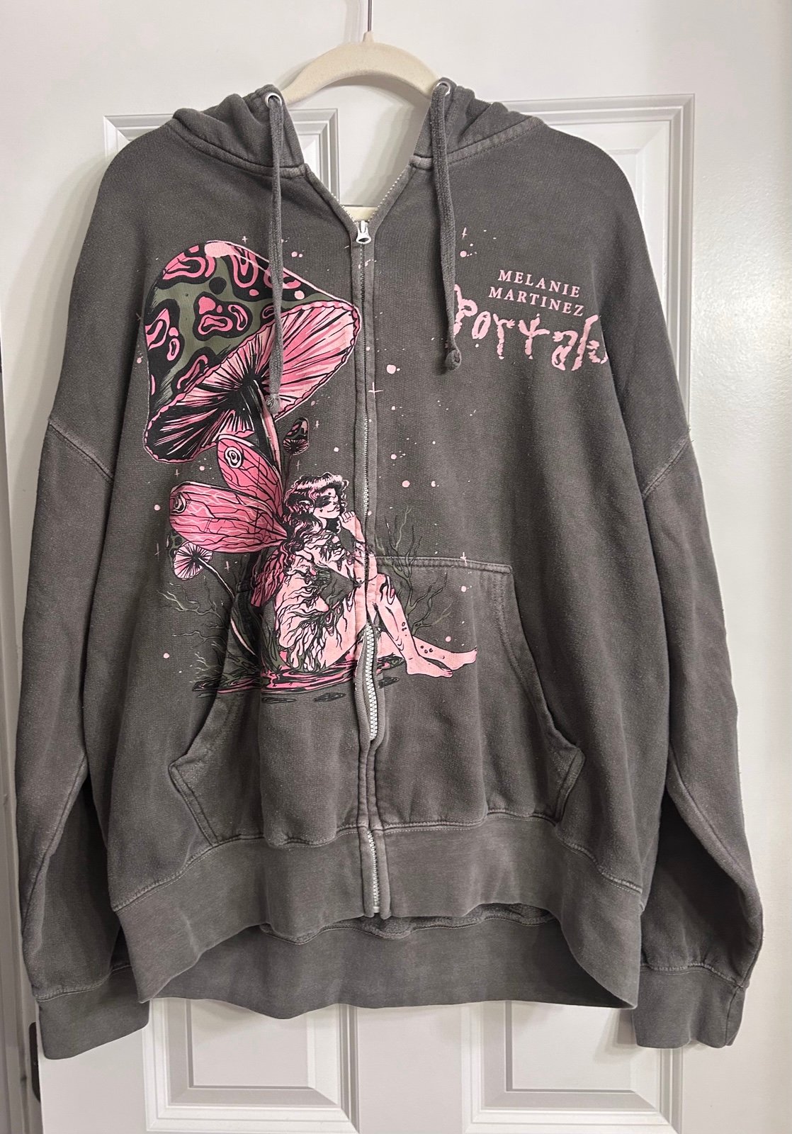 Portals zip up