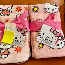 Hello Kitty Hand Towels, 2 sets of 2