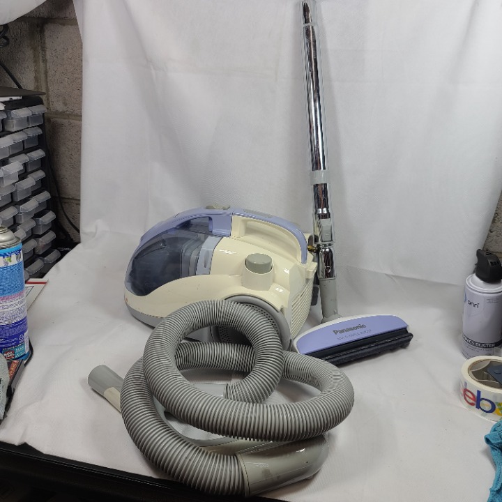 Panasonic MC-CL 310 Canister Vacuum Clea