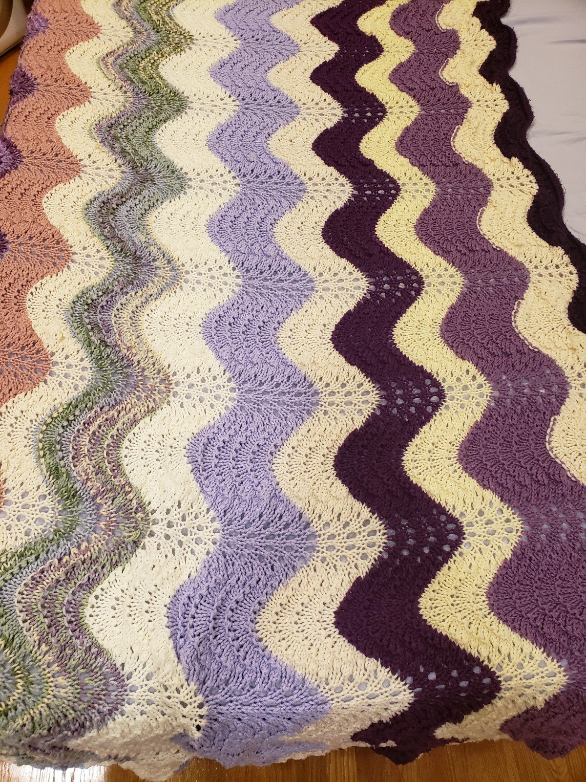 Hand knitted purple quilt bedspread throw- 4 ft x 6ft