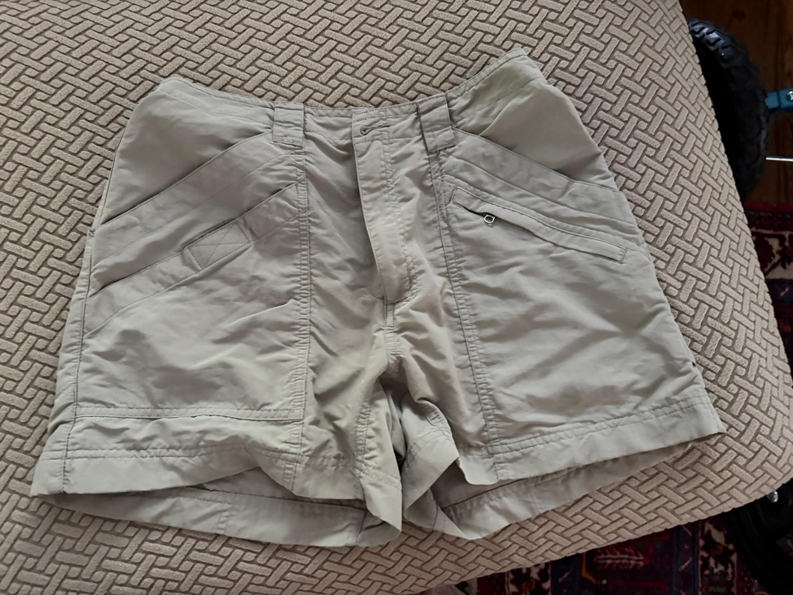Women’s Royal Robbin’s tan nylon Shorts
