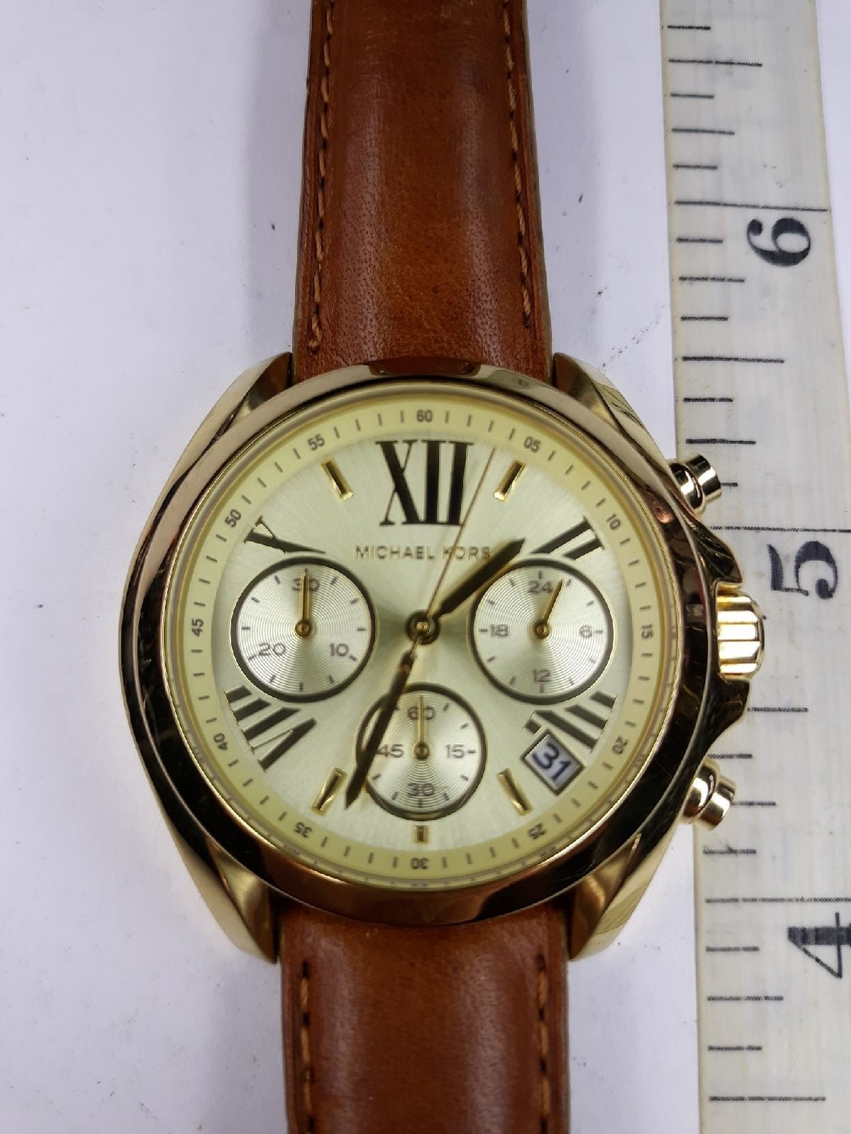 Michael Kors MK-5702 Unisex Watch. 69