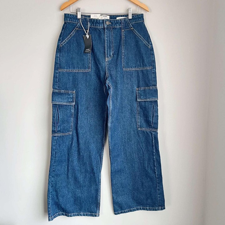 Cotton On Mid Rise Relaxed Cargo Jeans Size 30 NWT