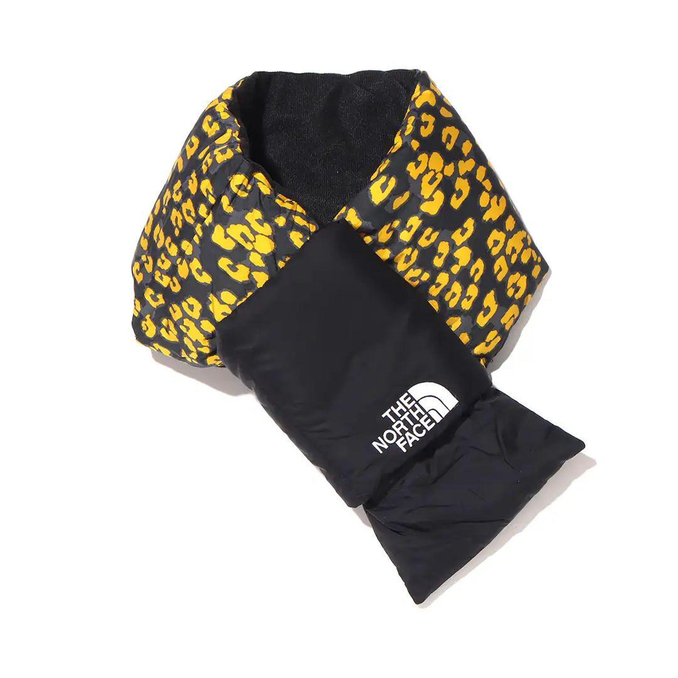 Excellent Condition THE NORTH FACE Nuptse Muffler