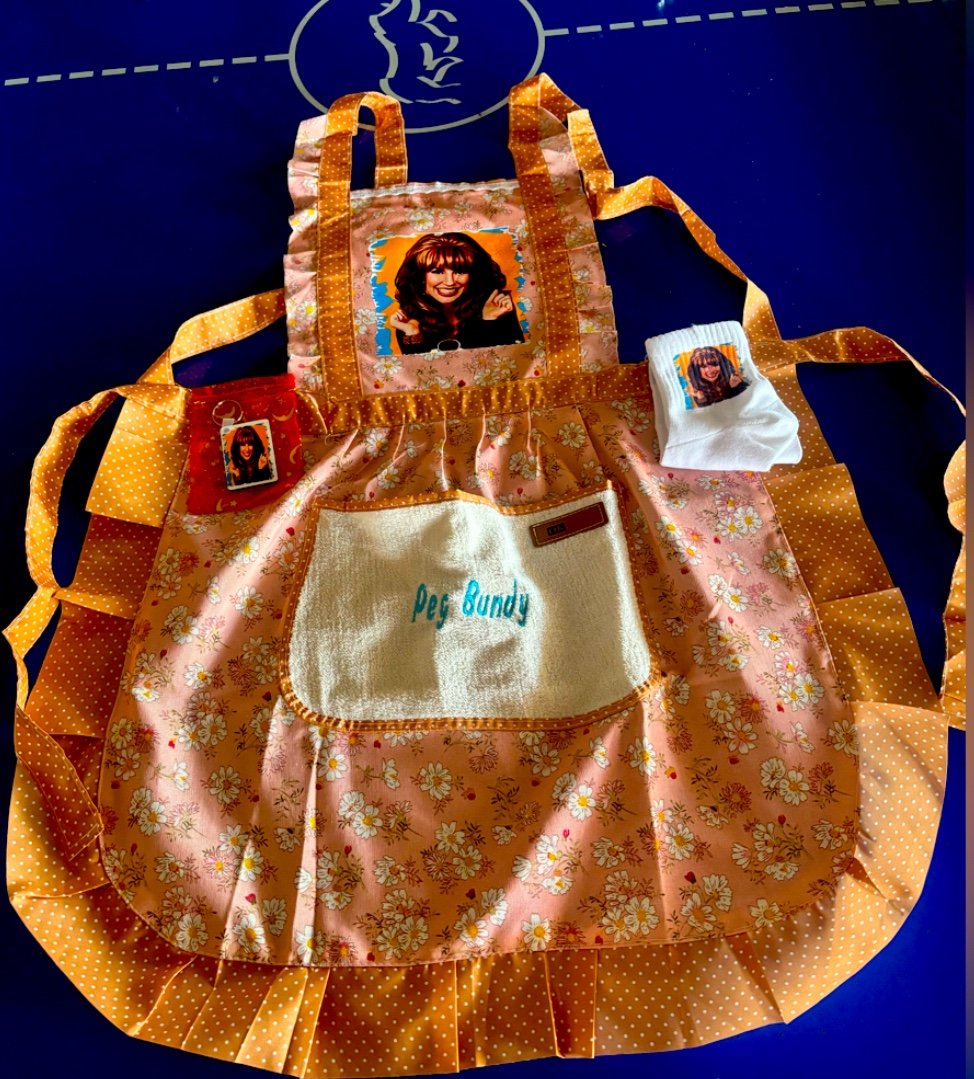 Peg Bundy apron