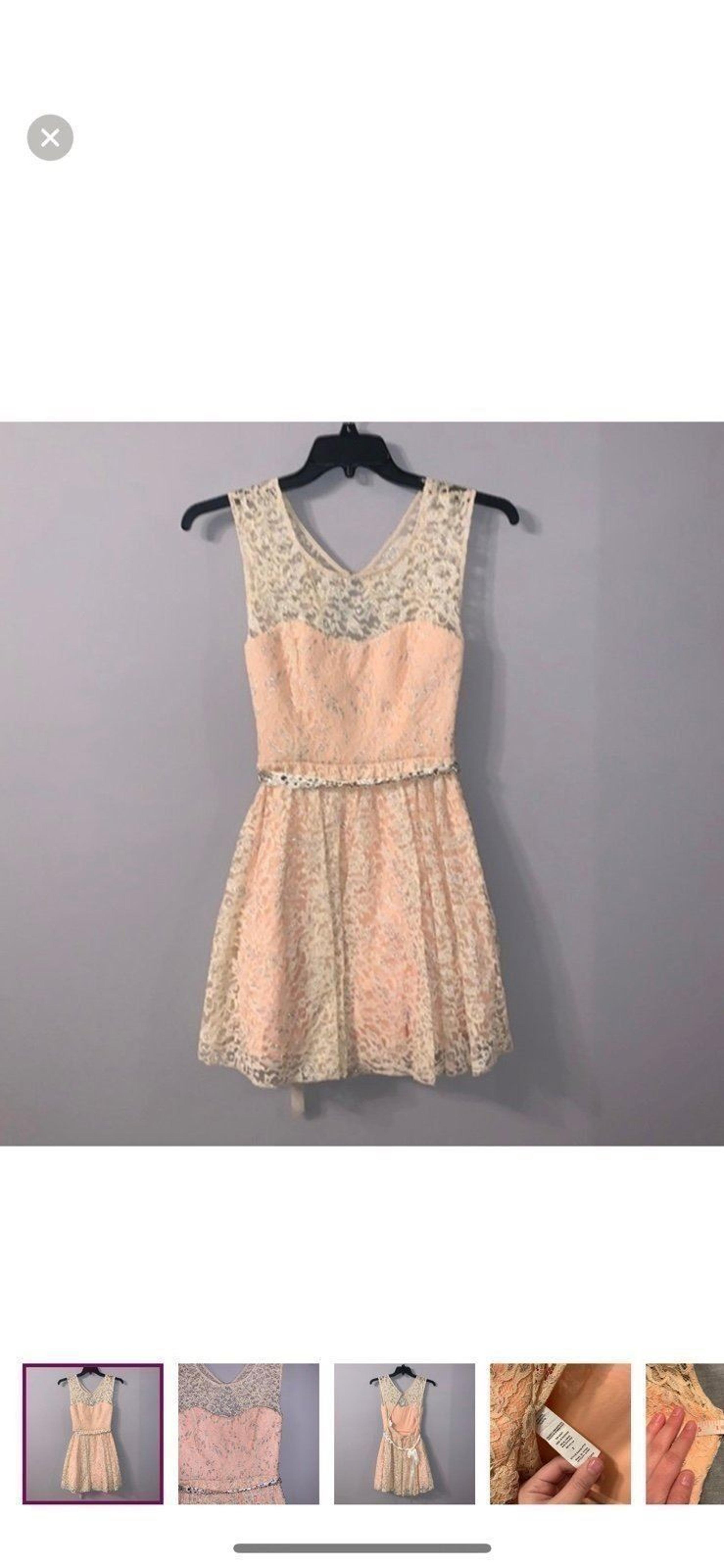 530 Peach lace sparkly sequin A-Line dress with open back Windsor size 7