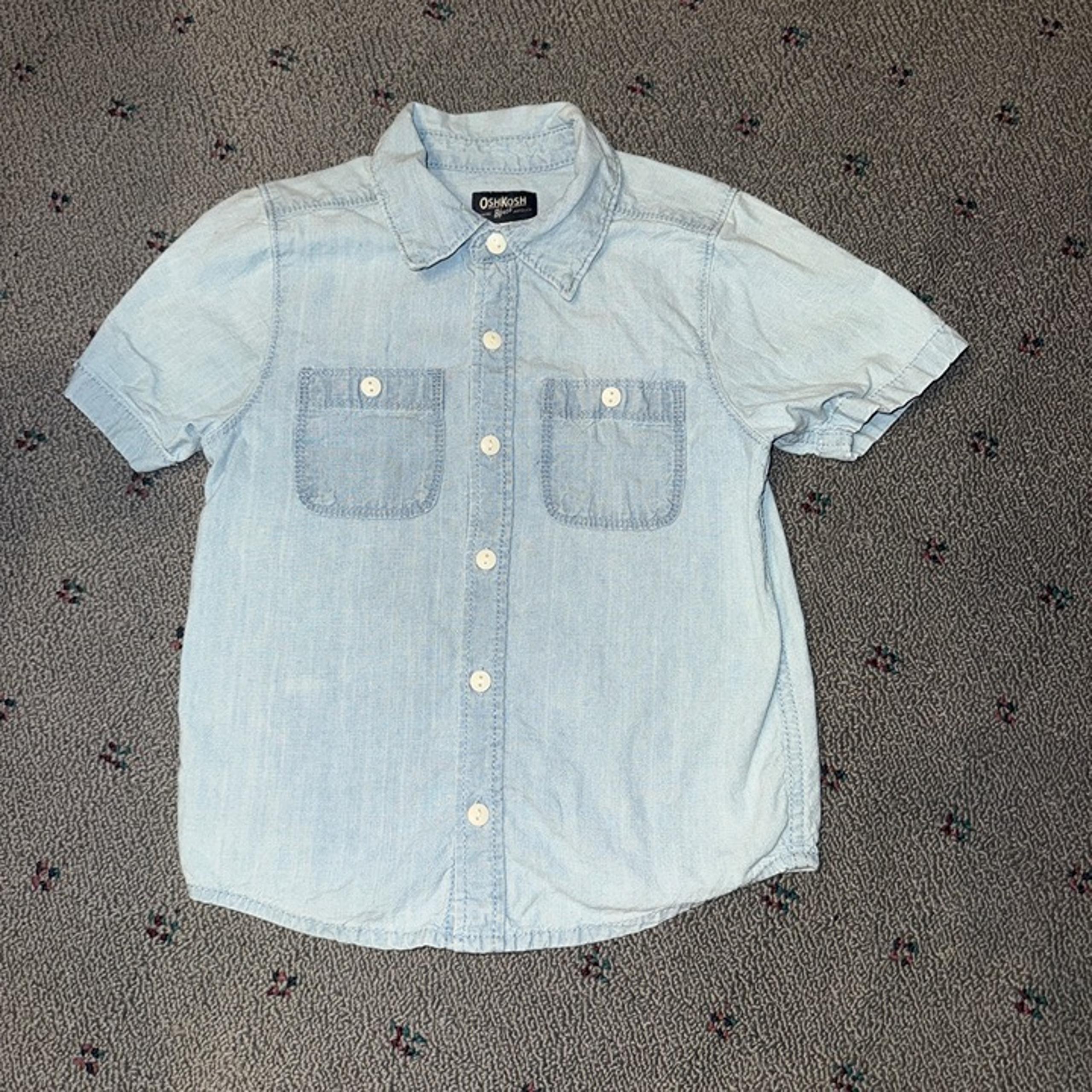 OshKosh Light Blue Short Sleeve Button Up Shirt Chambray 5T