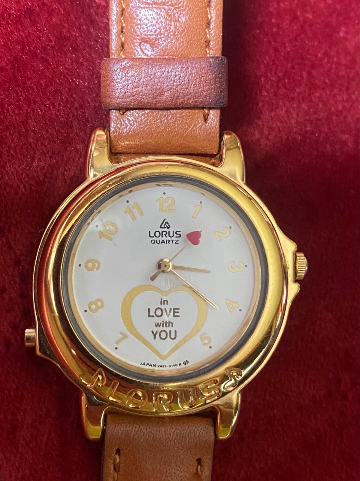 Vintage Musical Lorus Disney Watch Plays Beatles Song 'I Want To Hold Your Hand
