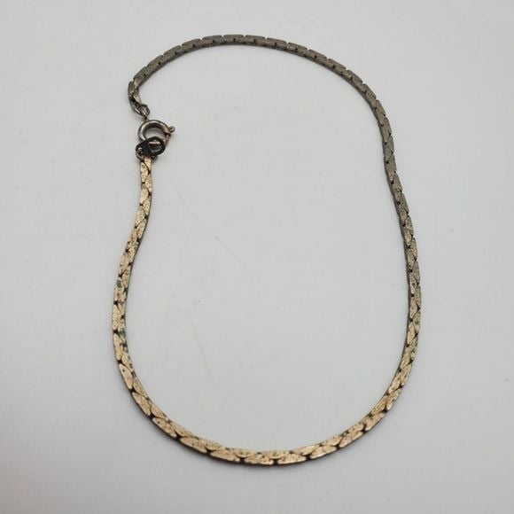 Link bracelet champagne toned estate well made piece simplistic jewelry B0637‎