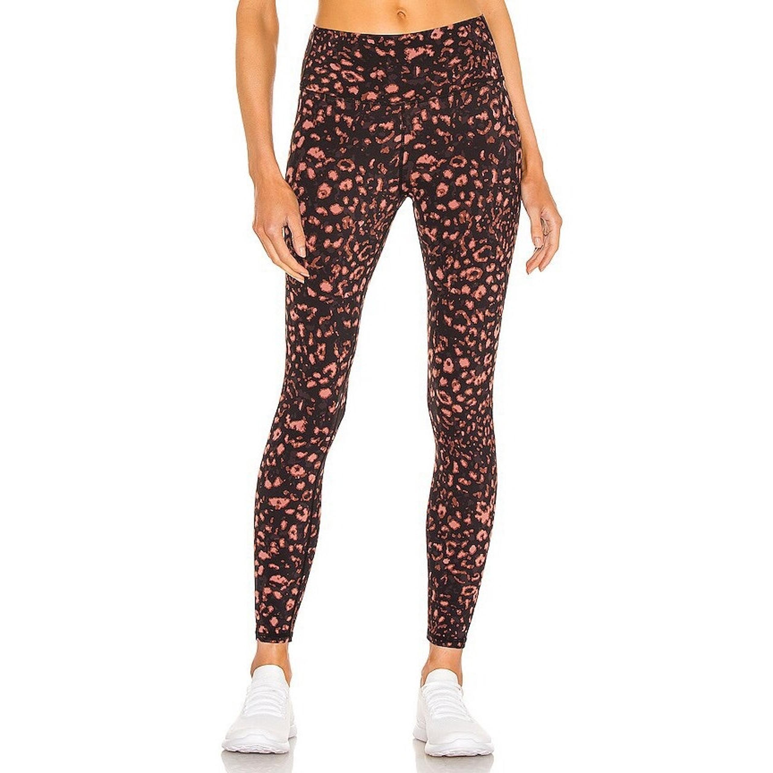 varley luna high rise 25" animal leopart print leggings red textured animal