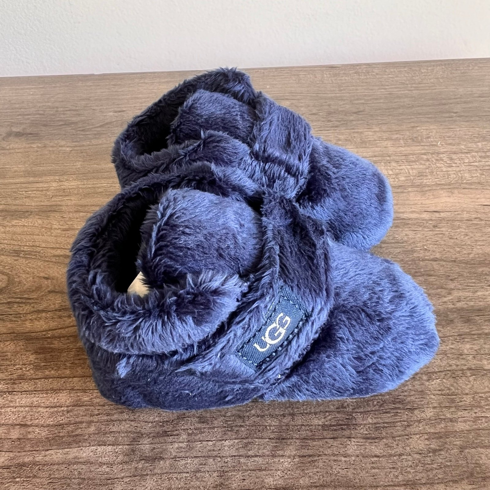 Ugg Bixbee Baby Navy Booties Size 6-12 Months SKU#241201