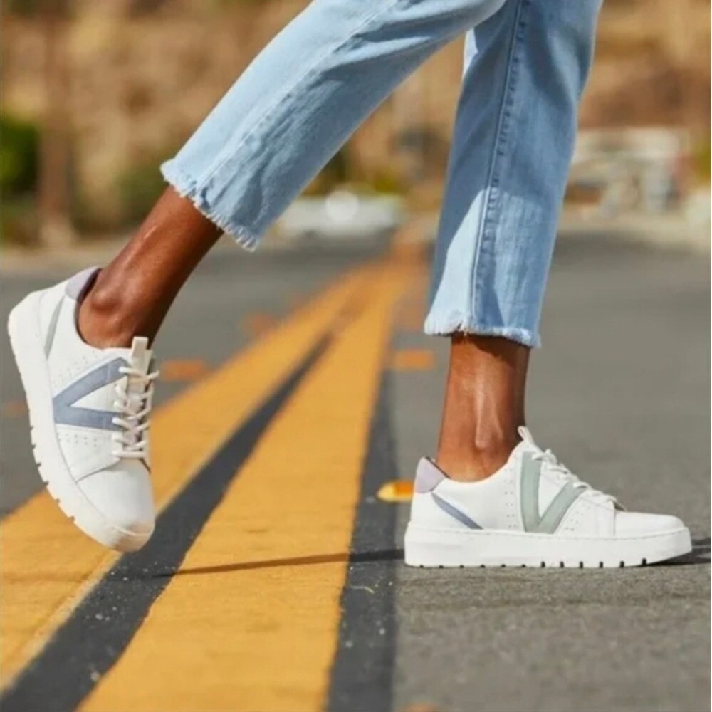 Vionic Simasa White Leather Ortho Support Sneakers Size 8