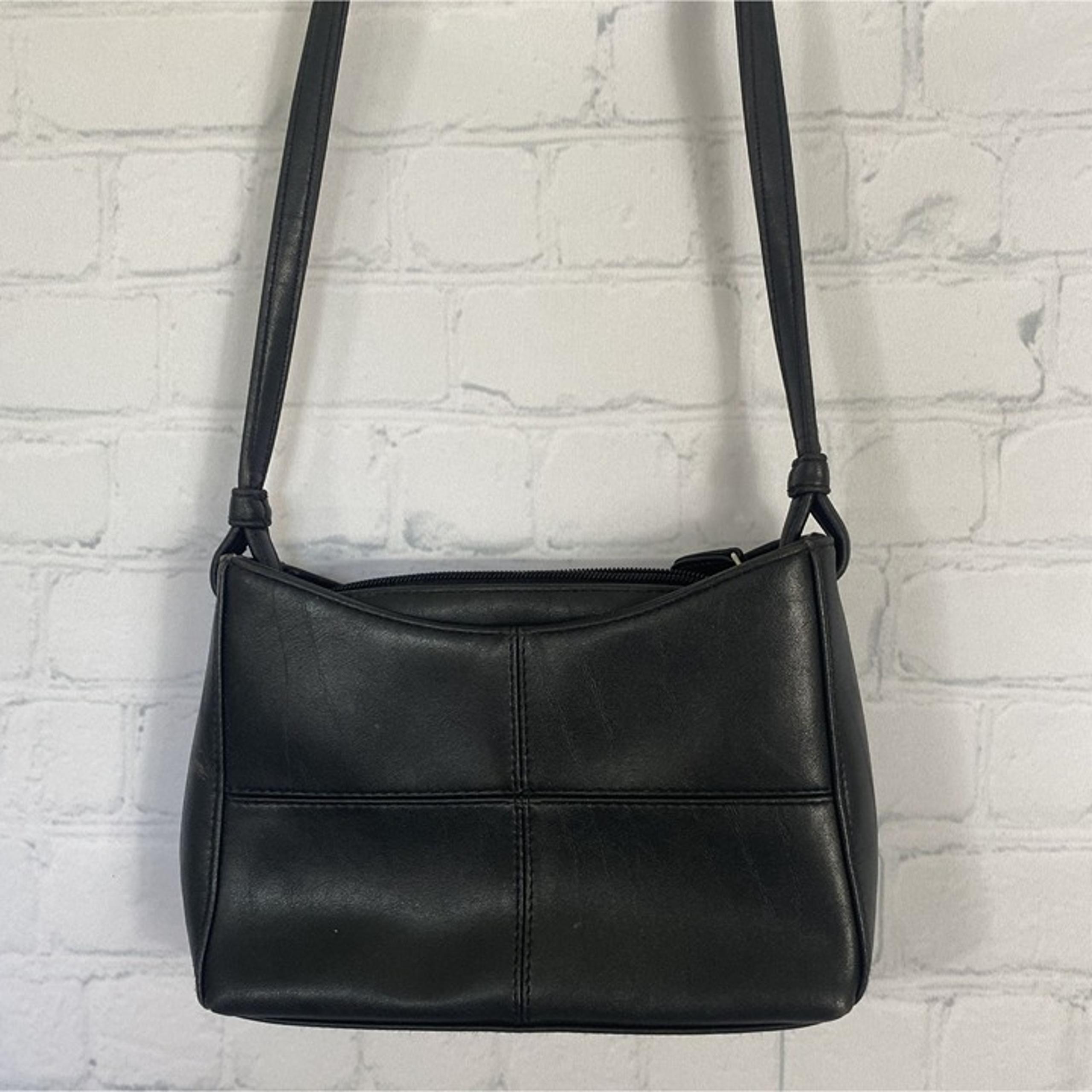 Vintage Y2K Liz Claiborne Faux Leather Black Rectangle Crossbody Purse Bag