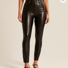 Abercrombie Vegan Leather Curve Love Skinny Pant size 31