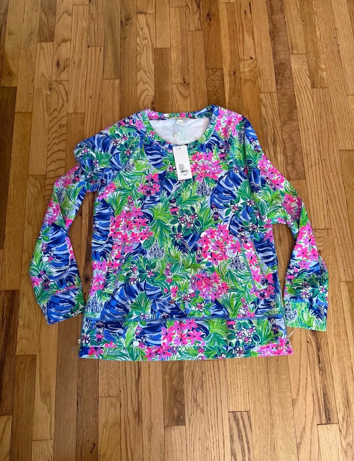 NWT Lilly Pulitzer Small Exclusive Disney park's Top Blouse pullover S