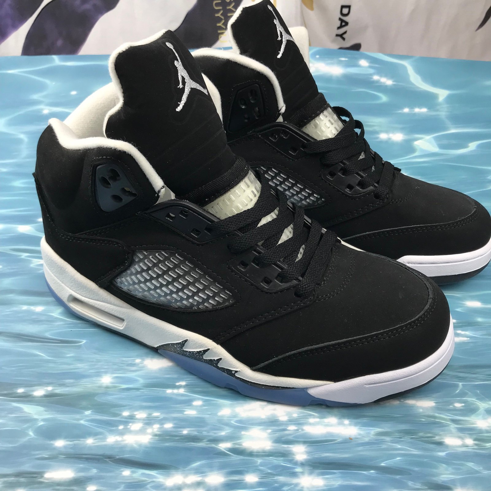 Jordan 5 retro sneakers size 8.5 for men