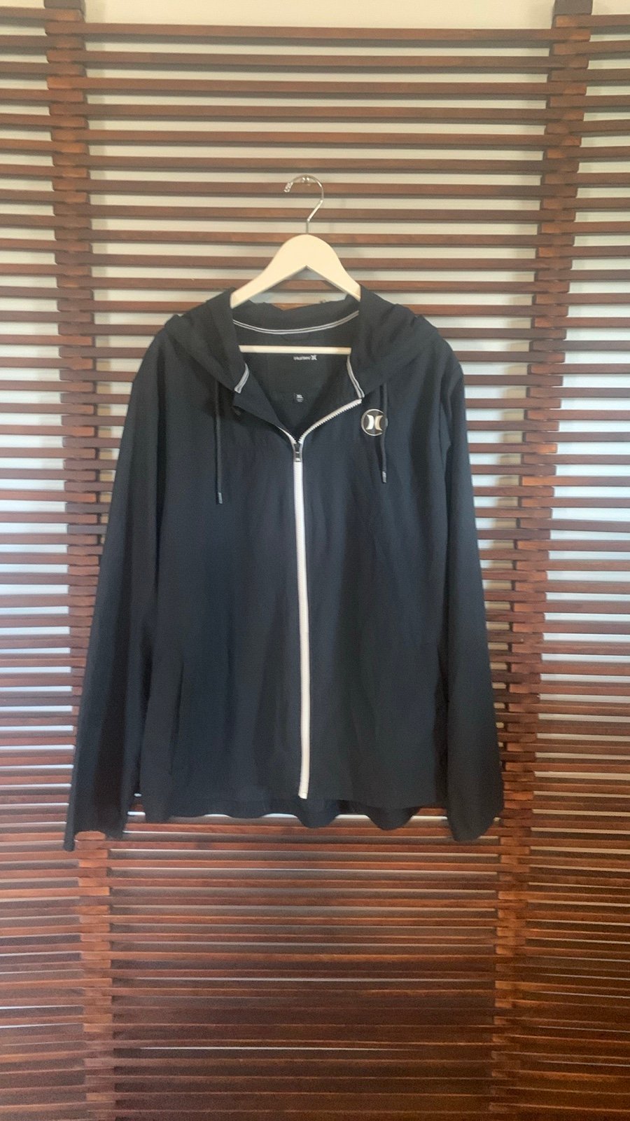 Hurley windbreaker