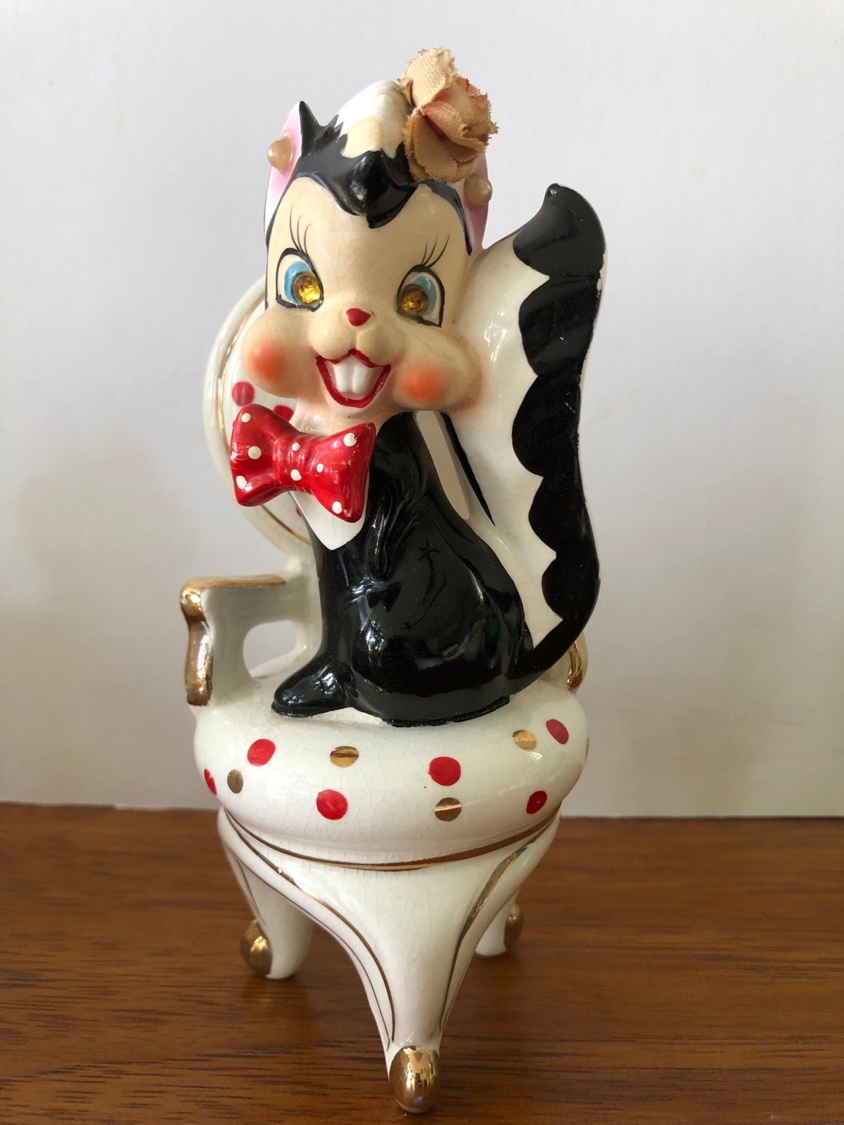 Arnart jeweled skunk