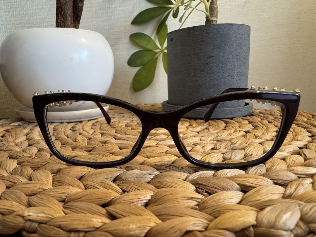 CHANEL glasses pearl