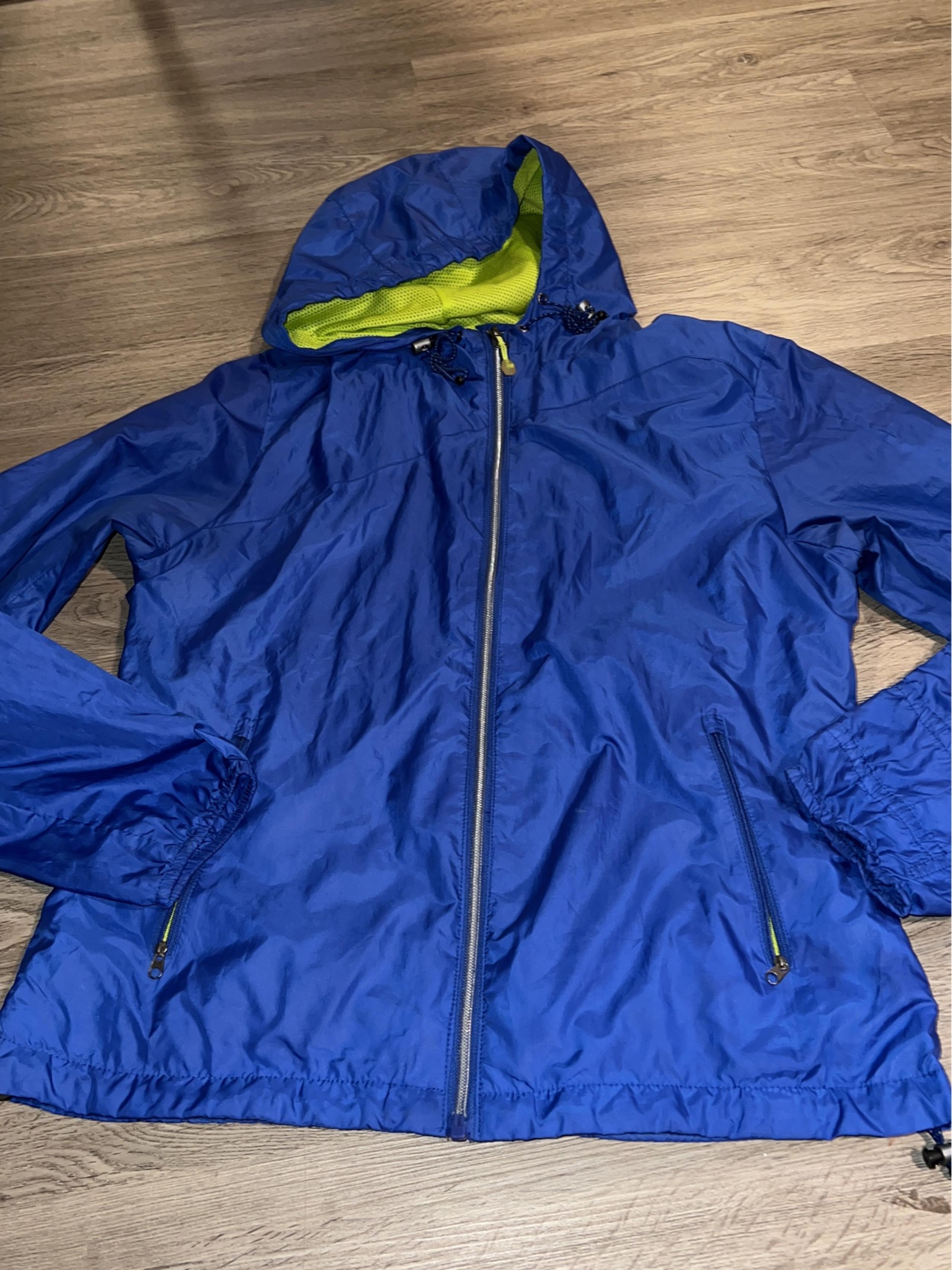 Womens New Balance windbreaker medium Bin57