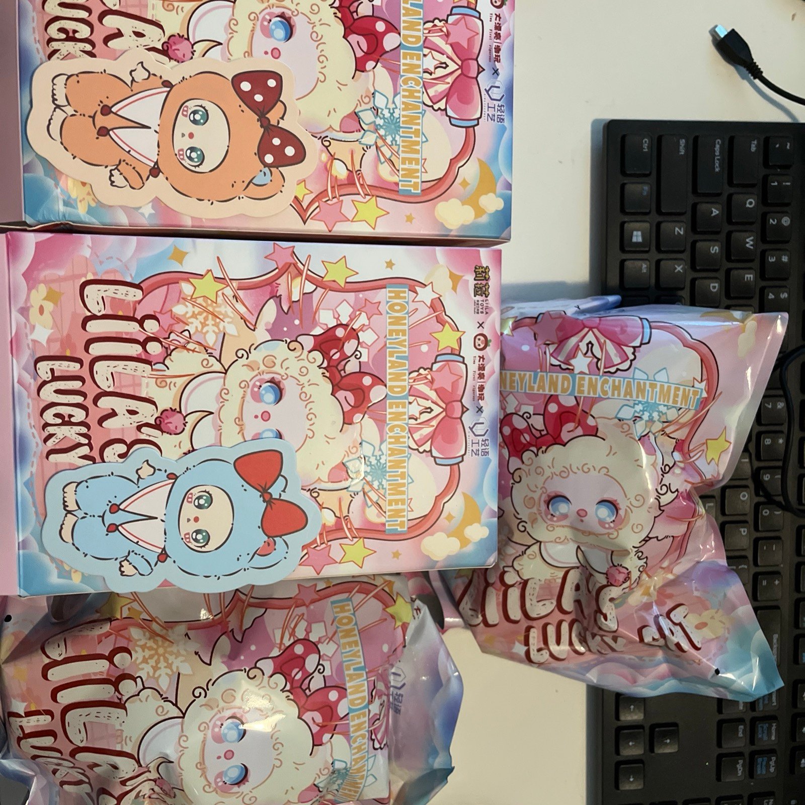 Liila’s Lucky Cat Honeyland Enchantment Lot