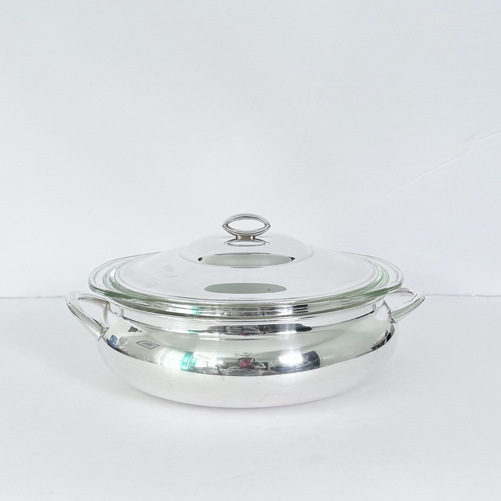 Newport Silver Plated 3pc Round Covered Casserole Dish with Pyrex Glass Insert