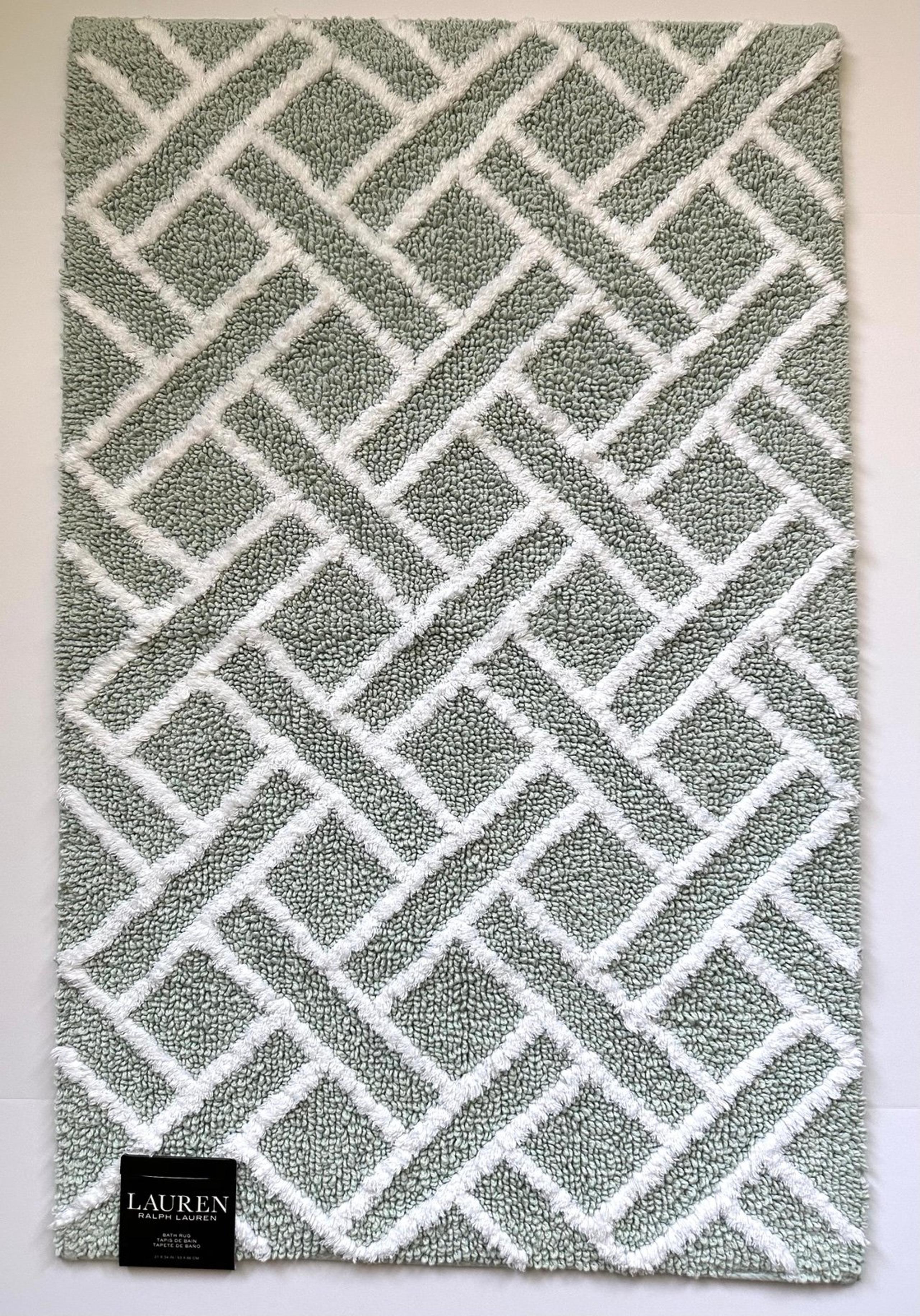 Ralph Lauren Bath Rug - 21” x 34”- Mint & White- Skid Resistant- Cotton