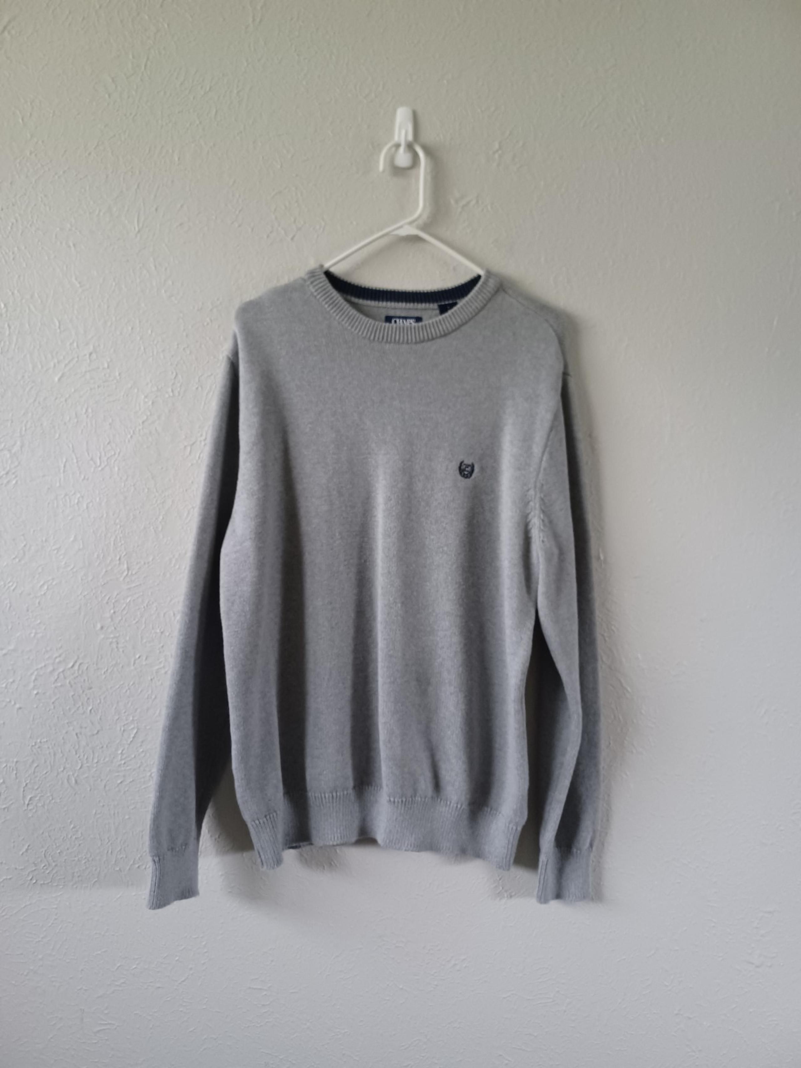 CHAPS Gray crewneck sweater