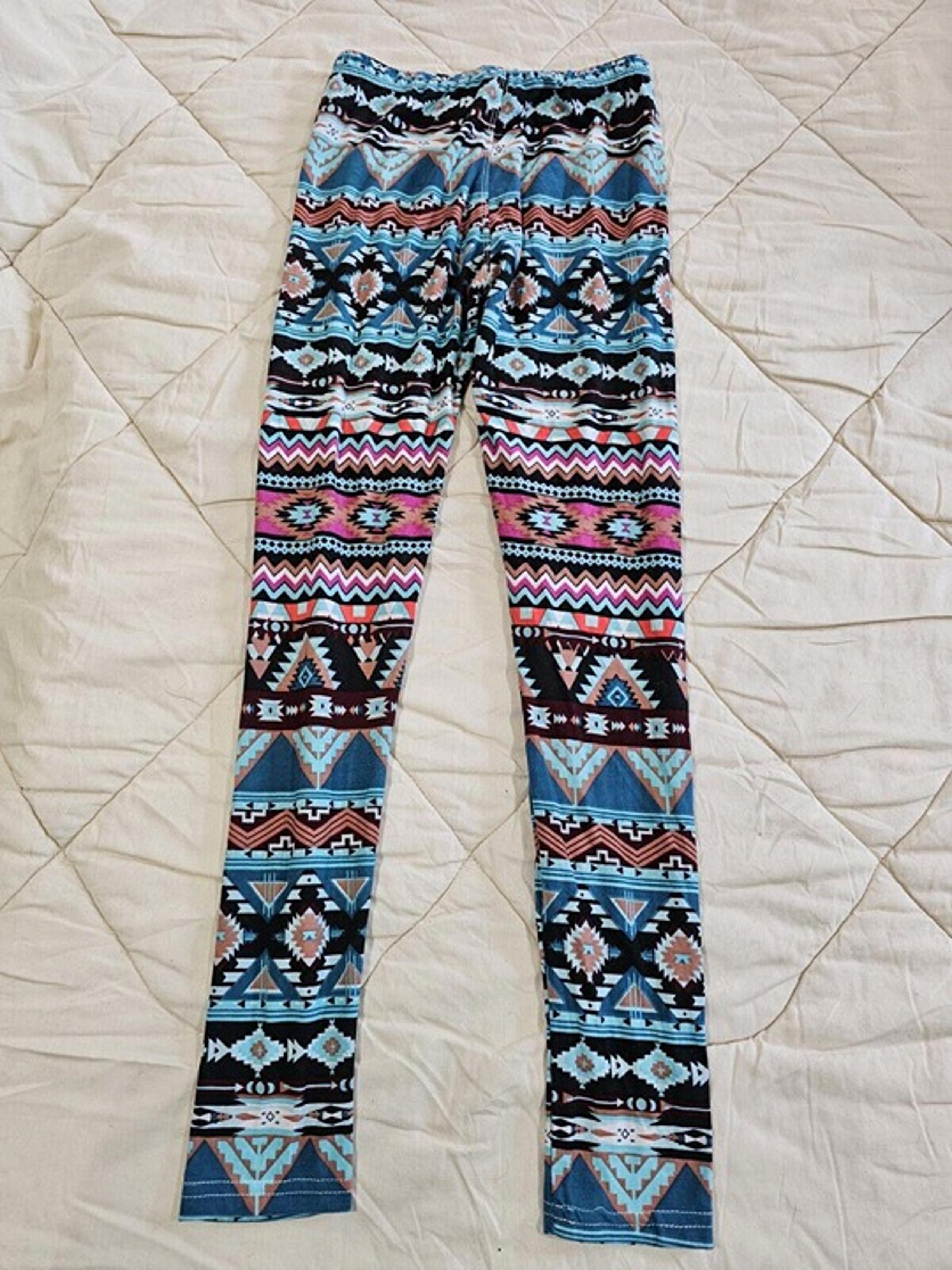 New Mix Tribal Ankle Leggings Women's S-M (Multicolored)
