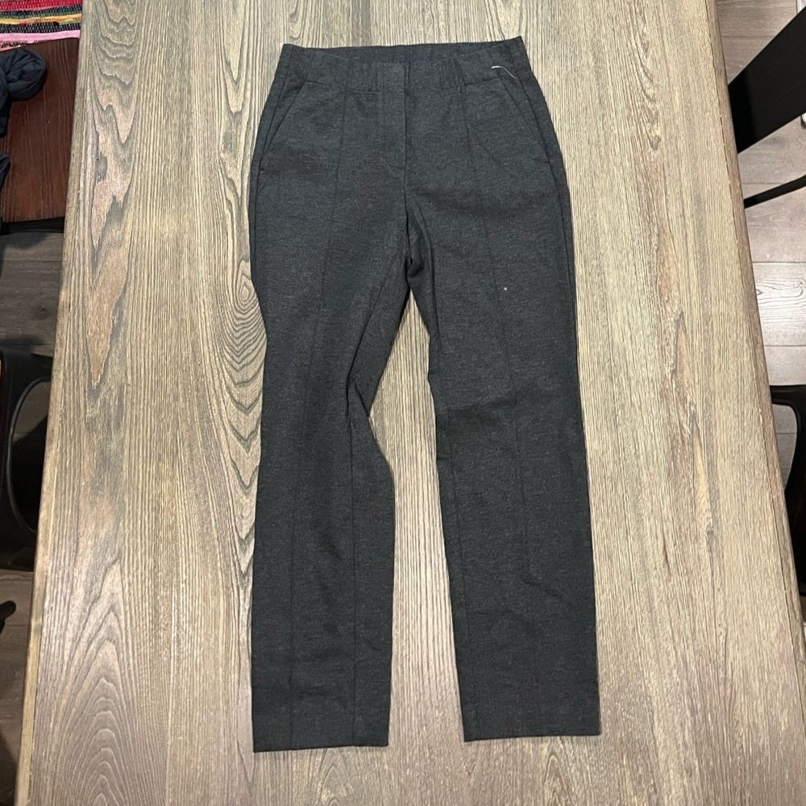 NWOT J. Jill Pintucked Ponte Slim-Leg Pants Mid Rise Pull-On Stretch Gray Size S
