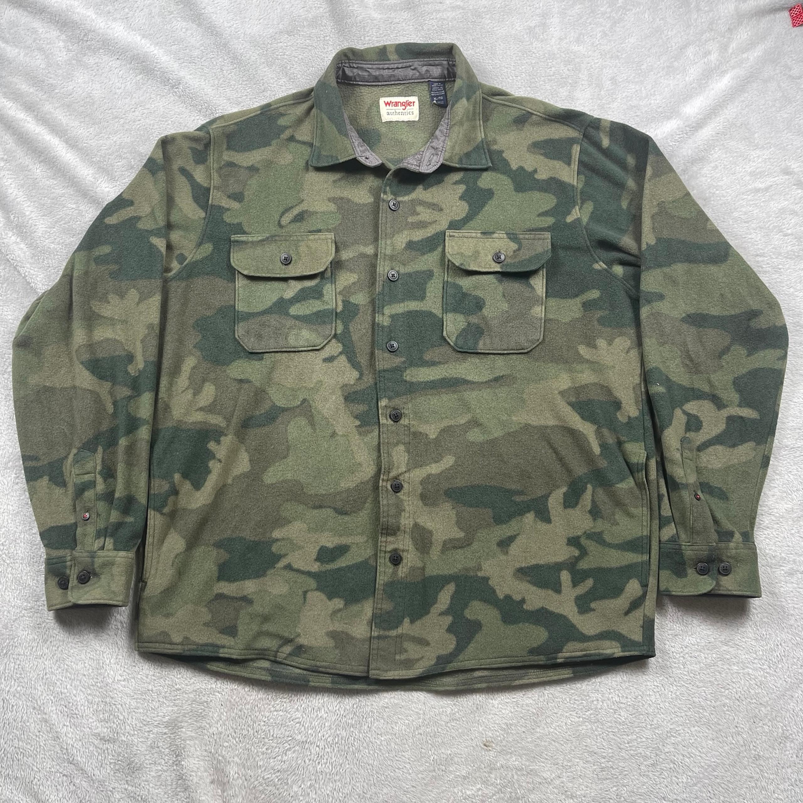 Camo Fleece Mens XL Shacket Button Up Shirt Hunting Outdoor Jacket - Wrangler