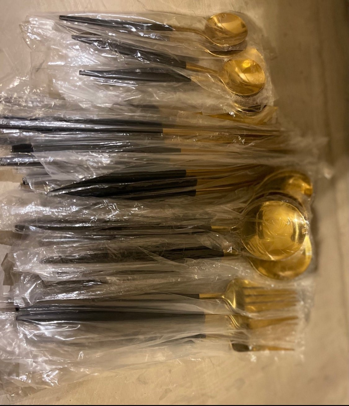 48 Piece Stainless Steel Cutlery Set