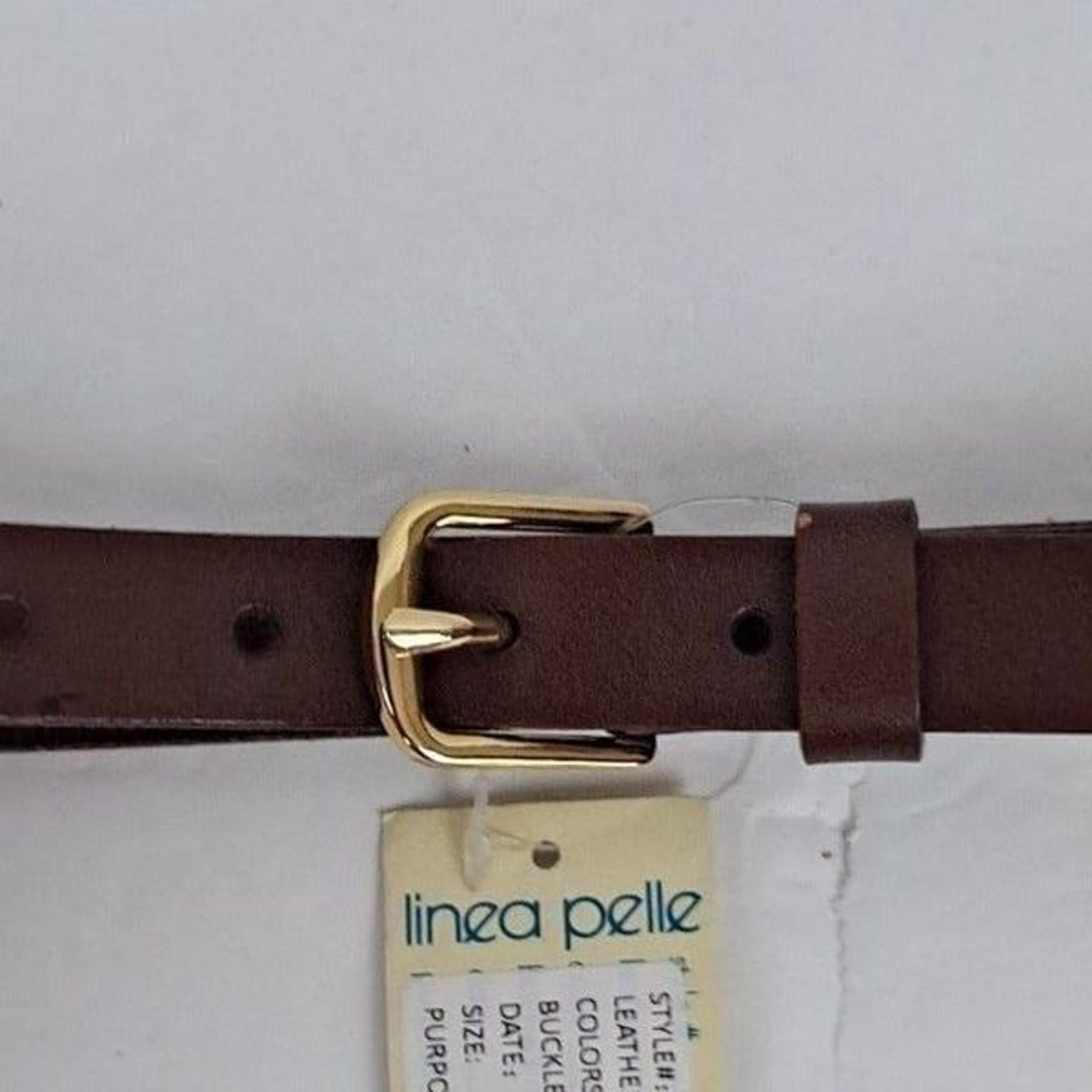 Gap Mens leather belt NWOT