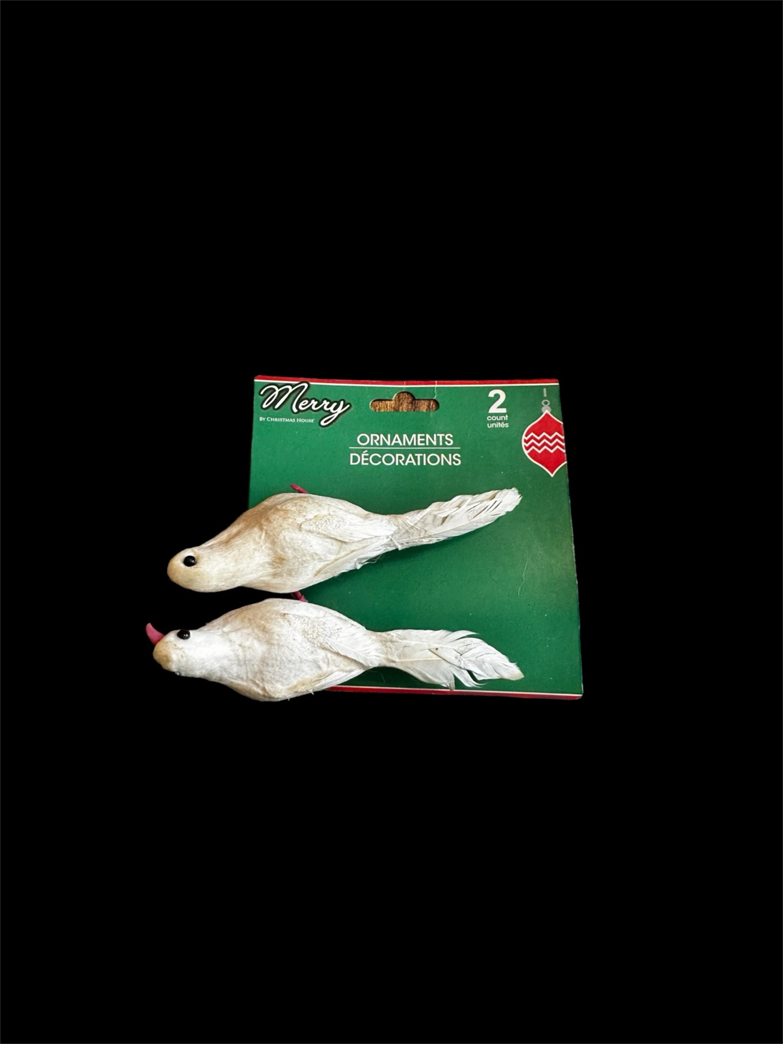 2 White Doves Birds Christmas Tree Ornaments Vintage Yet New
