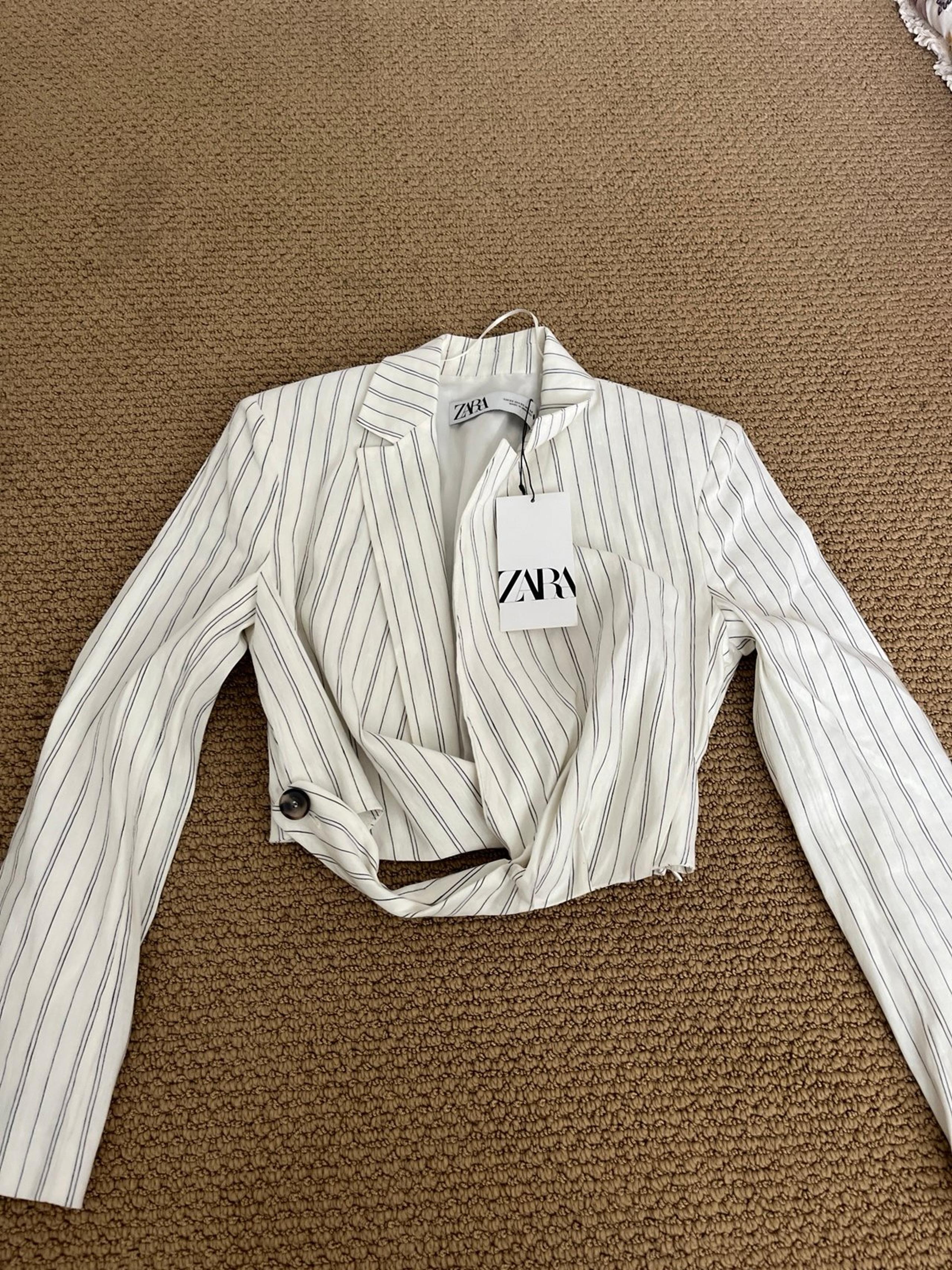 Zara cropped blazer top
