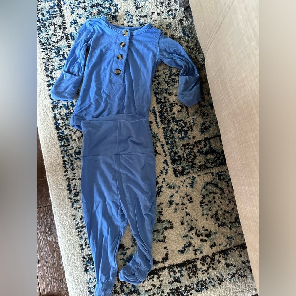 Lou lou & company newborn two piece pajama set