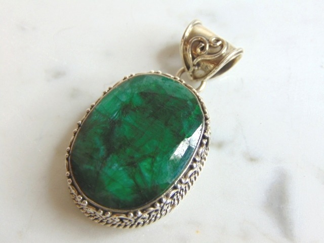 Sterling Silver Aventurine Pendant E5120