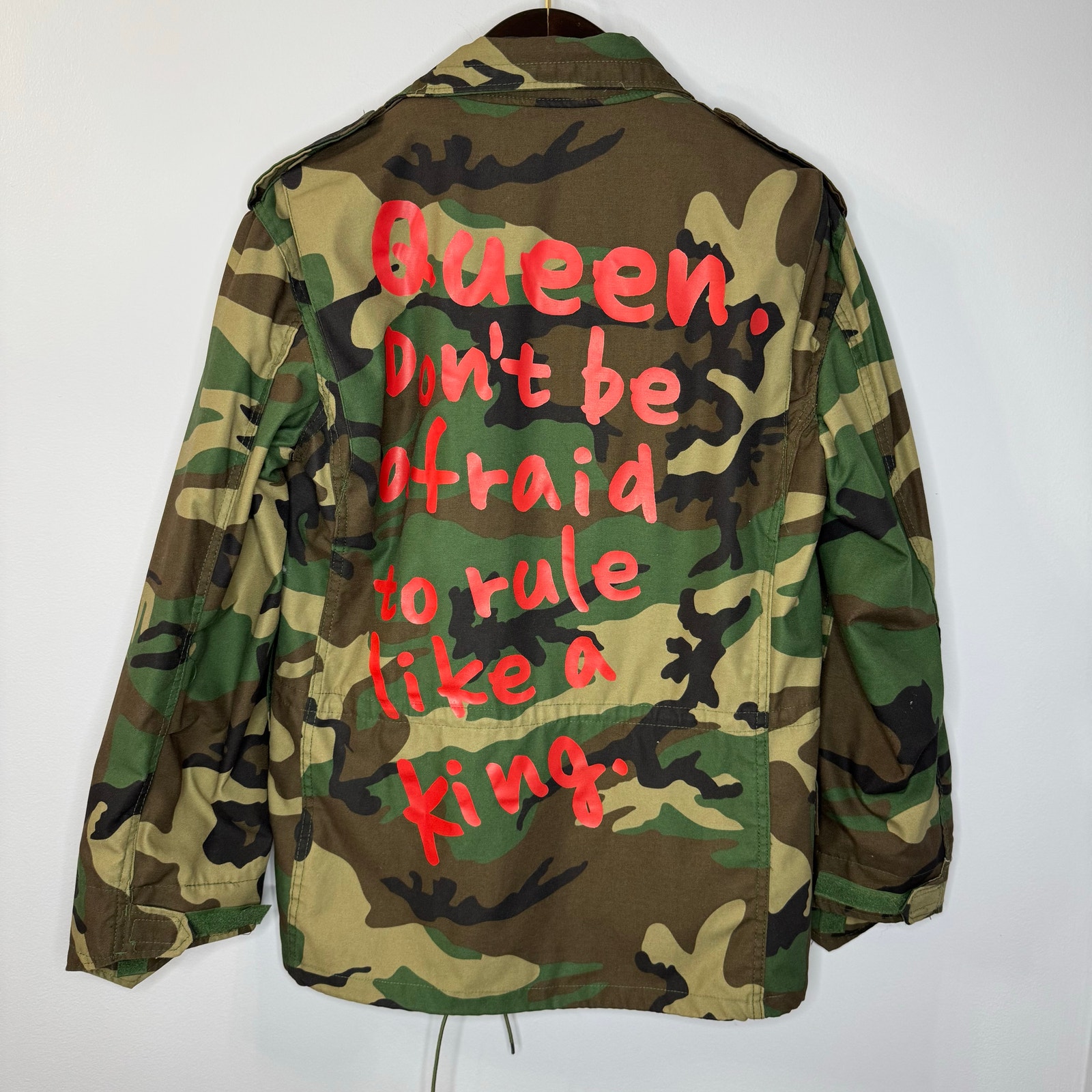 Mess in a Bottle Camo Army Jacket Queen Don't Be Afraid to Rule Like a King Sz S