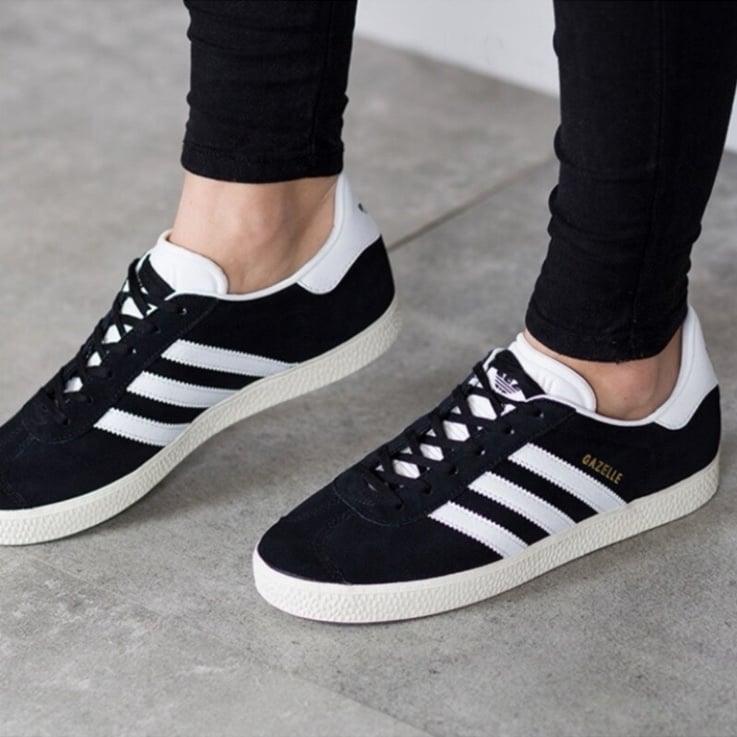 Adidas Originals grade school Gazelle BB2502