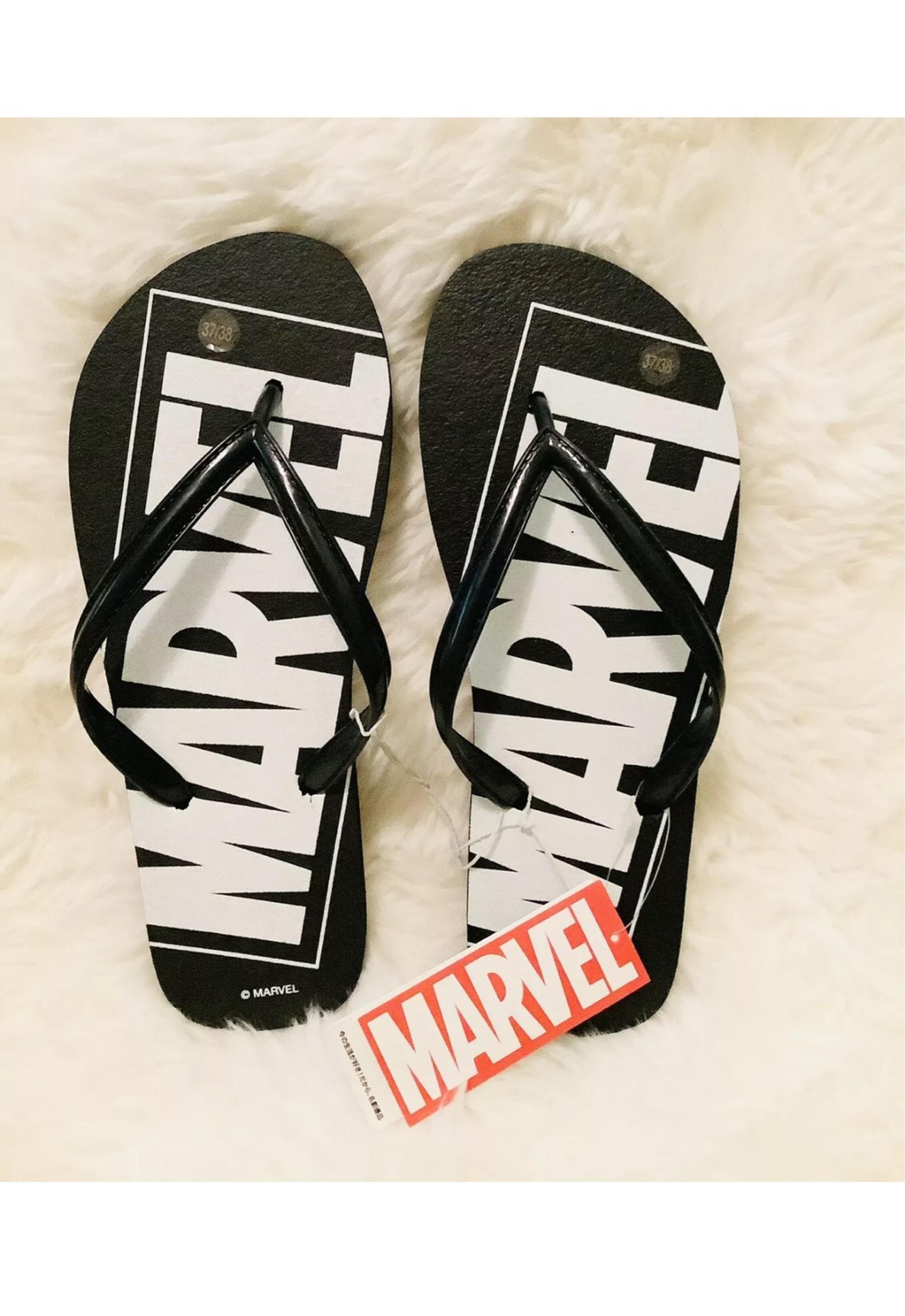 Marvel Women’s Flip Flops, Size 7
